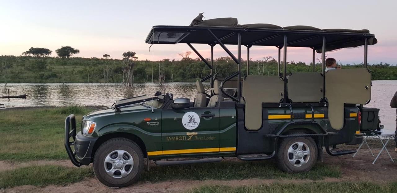 Tamboti River Lodge Hectorspruit Екстер'єр фото