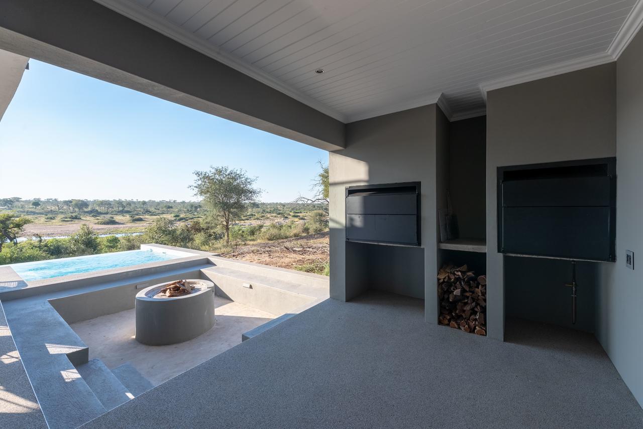 Tamboti River Lodge Hectorspruit Екстер'єр фото
